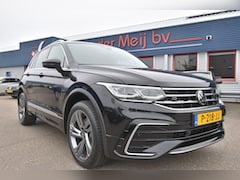 Volkswagen Tiguan - 1.4 TSI eHybrid R-Line Business+ , TREKHAAK , VIRTUAL COCKPIT , LED KOPL , A UITRIJ CAM ,