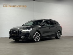 Ford Focus Wagon - 1.0 EcoBoost Hybrid ST Line X Trekhaak | Adapt. cruise | Stoel-/Stuur verwarming | Voorrui