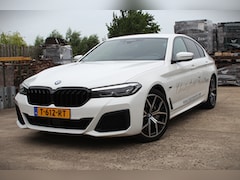 BMW 5-serie - 545e xDrive Business Edition Plus M-Sport BMW-dealer onderhouden