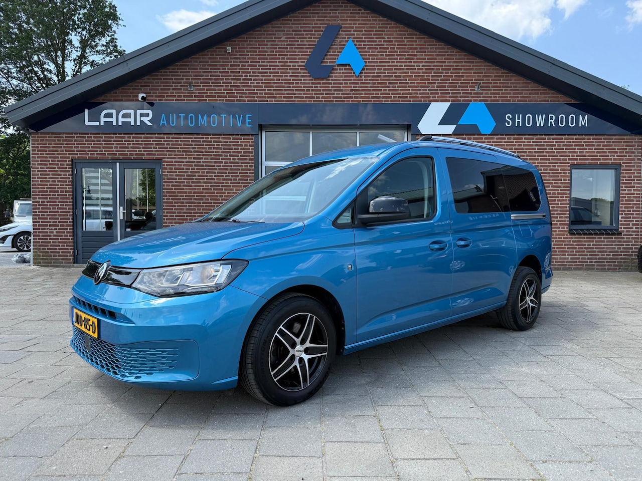 Volkswagen Caddy Maxi - 1.5 TSI 116PK Life 7-Persoons Carplay | Camera | Cruise | LM velgen - AutoWereld.nl