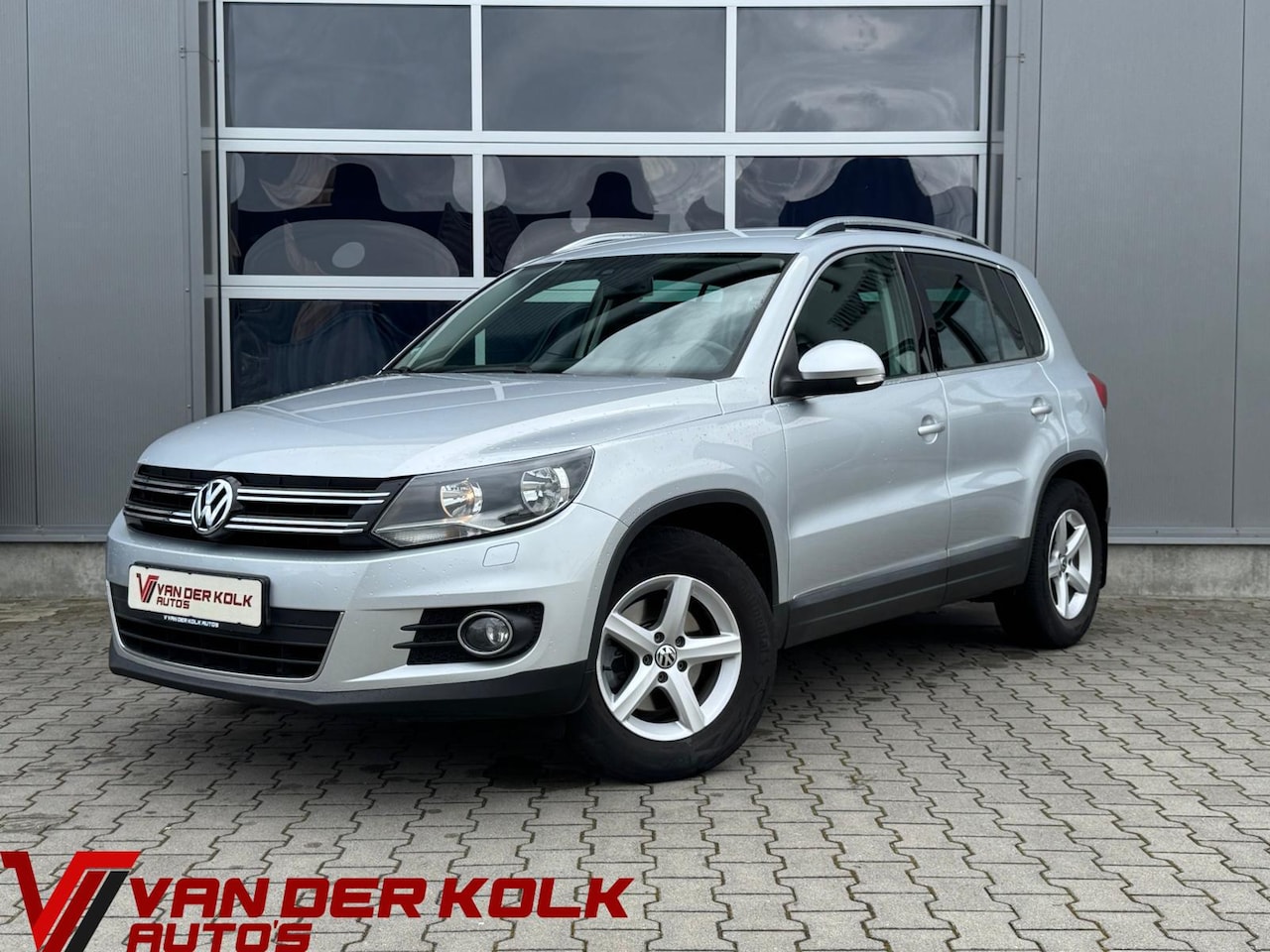 Volkswagen Tiguan - 1.4 TSI Sport&Style | Alcantara | Navigatie | Cruise | Climate | Stoelverwarming | - AutoWereld.nl