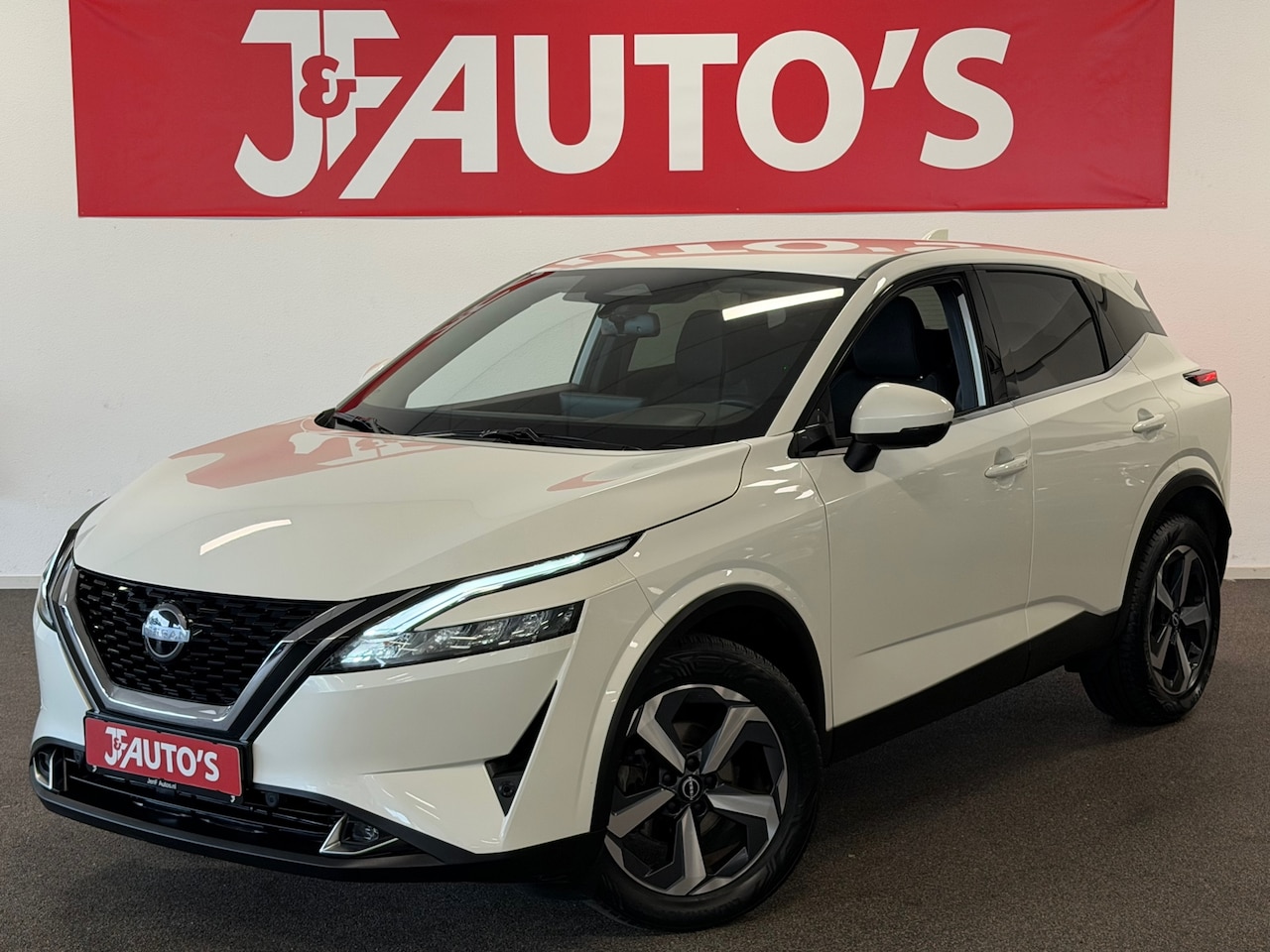 Nissan Qashqai - 1.3 MHEV XTRONIC|GROOT NAVICAMERA|CRUISE|ECC AIRCO - AutoWereld.nl
