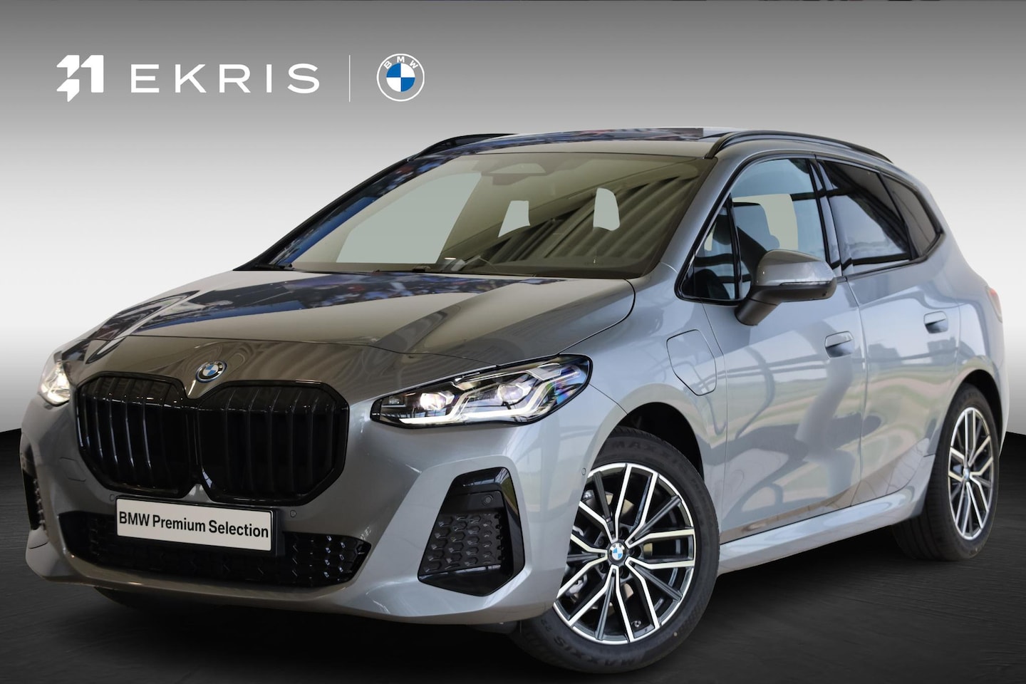 BMW 2-serie Active Tourer - 225e xDrive M Sport Pro | Panoramadak | Head Up | Harman Kardon | Driving Assistant Plus | - AutoWereld.nl