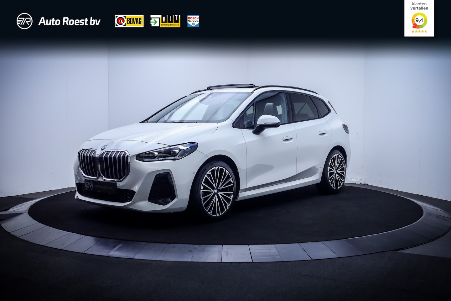 BMW 2-serie Active Tourer - 220iA M-SPORT INDIVIDUAL PANO | HARMAN KARDON | HEAD UP | MEMORY | 360 CAM | CARPLAY | STO - AutoWereld.nl