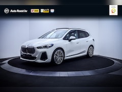 BMW 2-serie Active Tourer - 220iA M-SPORT INDIVIDUAL PANO | HARMAN KARDON | HEAD UP | MEMORY | 360 CAM | CARPLAY | STO