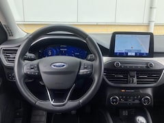 Ford Focus Wagon - 1.0 EcoBoost Hybrid 125 pk Titanium X Navigatie - Apple Carplay/ Android Auto - Camera - D