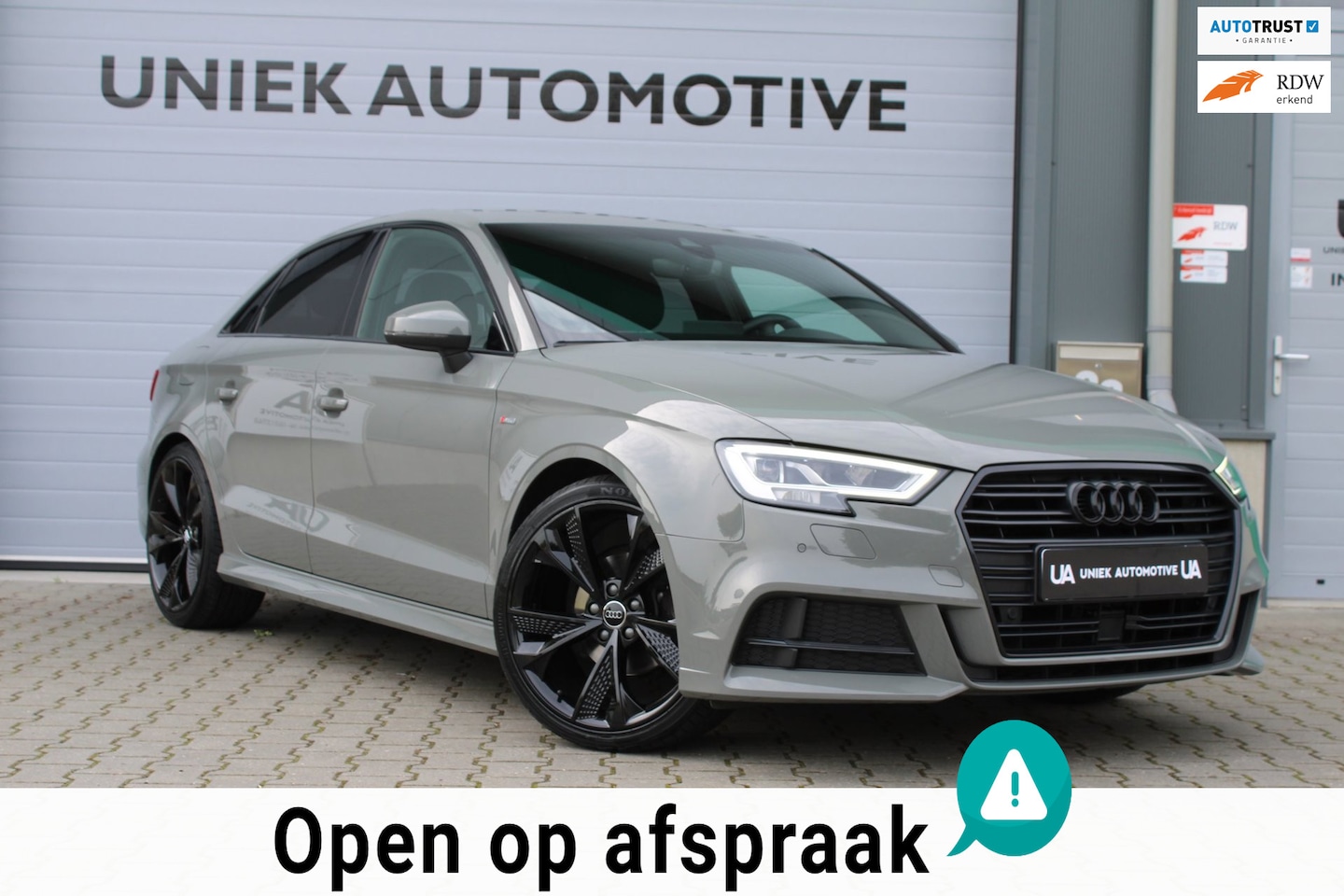 Audi A3 Limousine - 35 TFSI CoD S EDITION | S LINE | S TRONIC | QUANTUMGRIJS 19" | B & O | VIRTUAL | DODEHOEK - AutoWereld.nl
