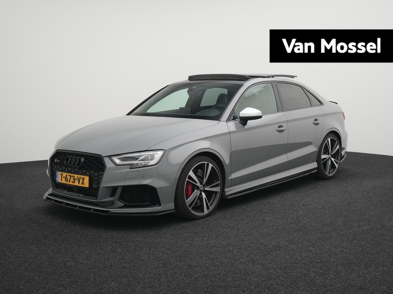 Audi A3 Limousine - 2.5 TFSI RS 3 quattro | Matrix LED-koplampen | Assistentie Pakket | Bang & Olufsen Sound S - AutoWereld.nl