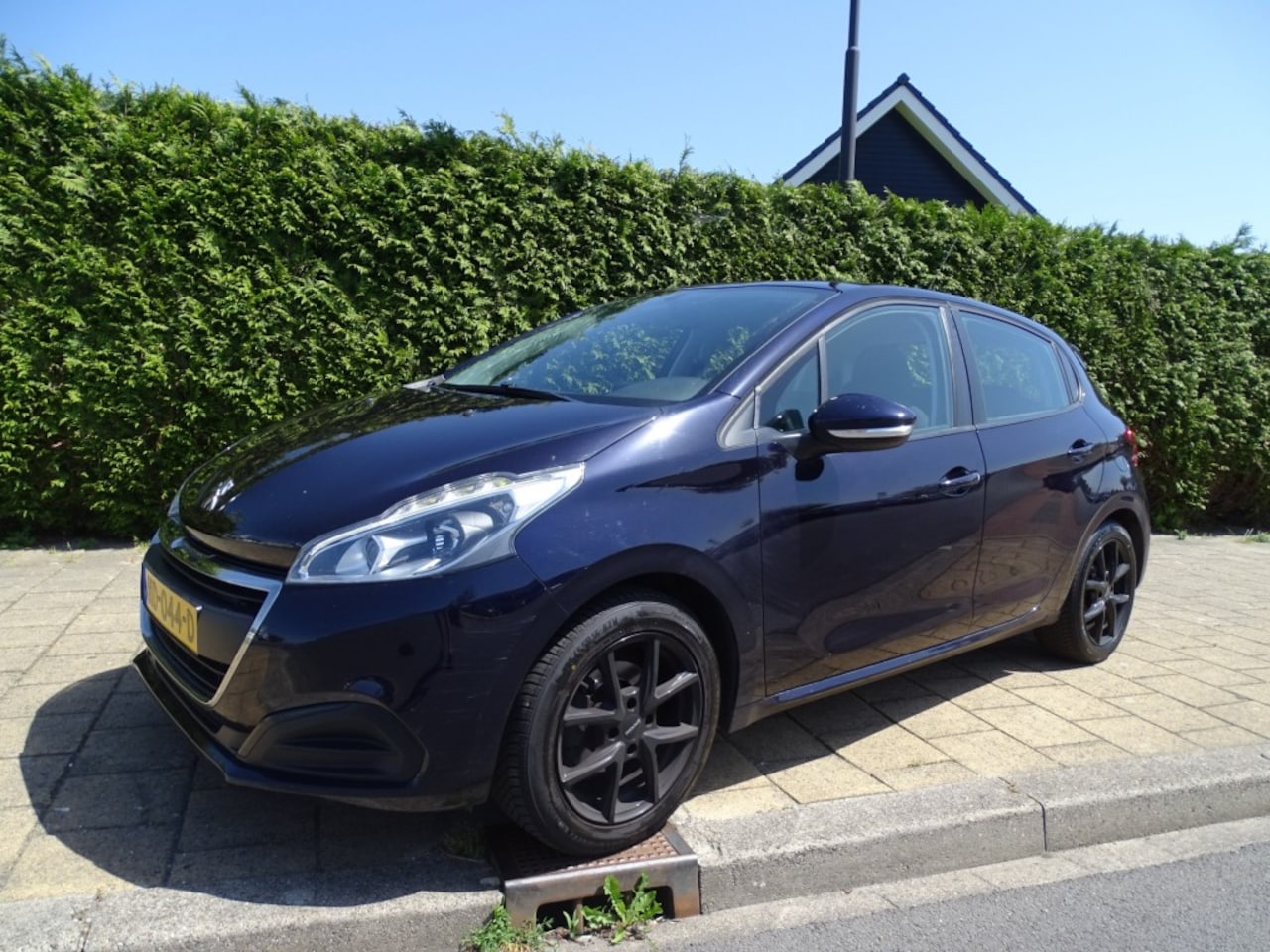 Peugeot 208 - 1.2 PURETECH ACTIVE-Airco-Carplay-Cruise-Navi-Blth - AutoWereld.nl