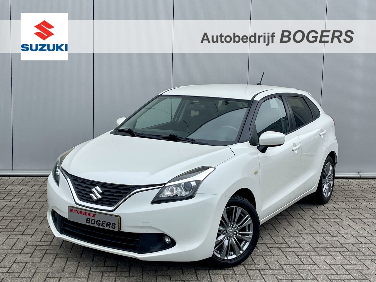 Suzuki Baleno - 1.2 Exclusive Airco, Bluetooth, 16"Lm, Parkeersensoren achter, Radio CD - AutoWereld.nl