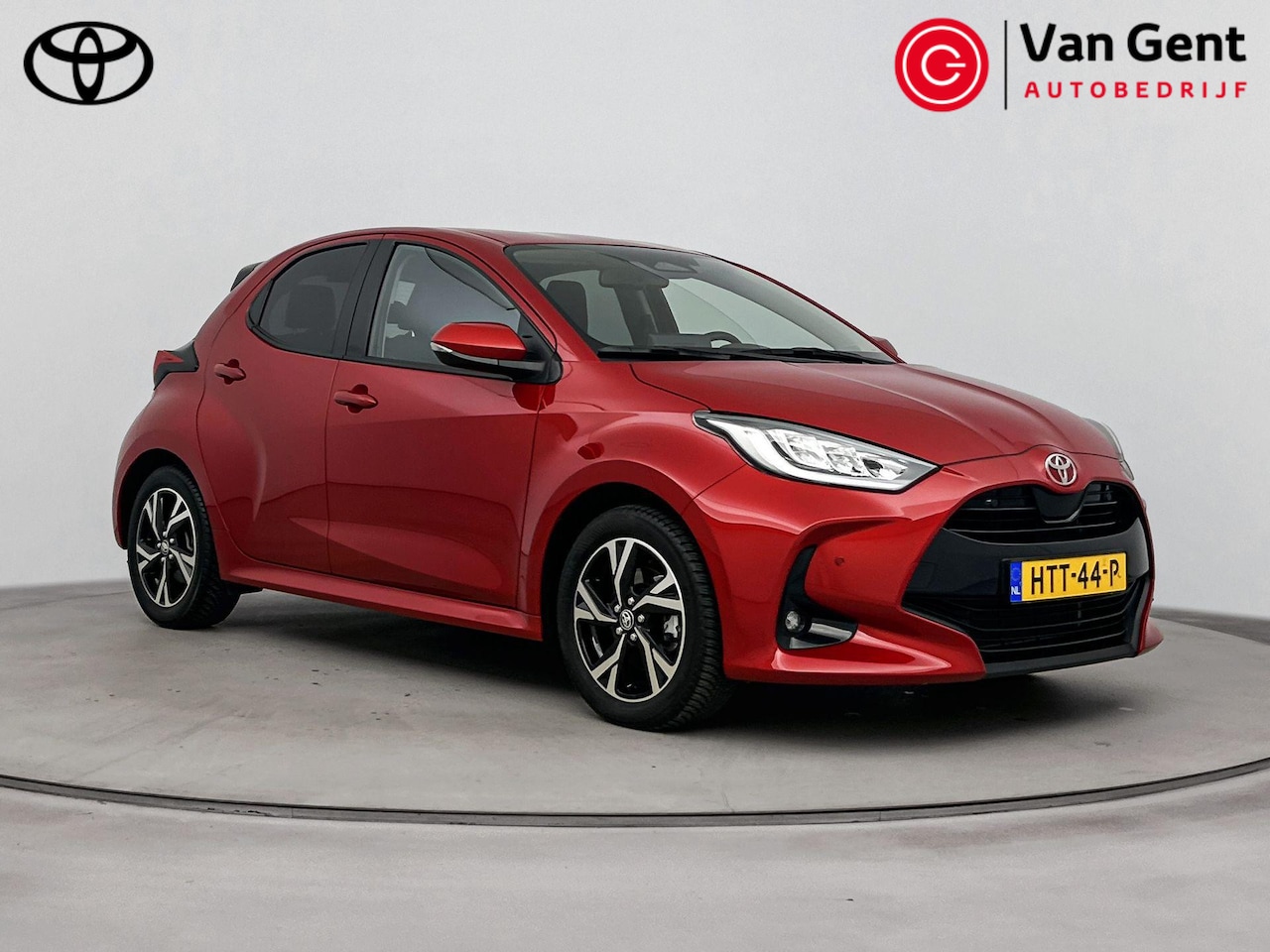 Toyota Yaris - 1.5 Hybrid 115 Dynamic | Apple Carplay / Android Auto | Dodehoek detectie | Parkeersensore - AutoWereld.nl