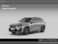 BMW X1 - xDrive25e | M-sport | Achteruitrijcamera | Comfort Access | M Adaptief onderstel | Sportst