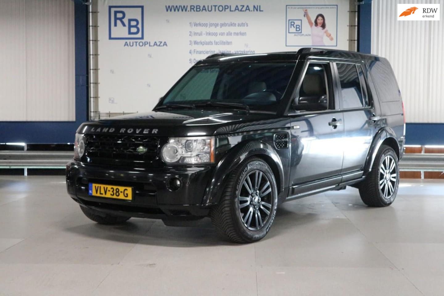 Land Rover Discovery - 3.0 SDV6 S / Grijs kenteken / Full Options / FULL SERVICE ! ! ! - AutoWereld.nl