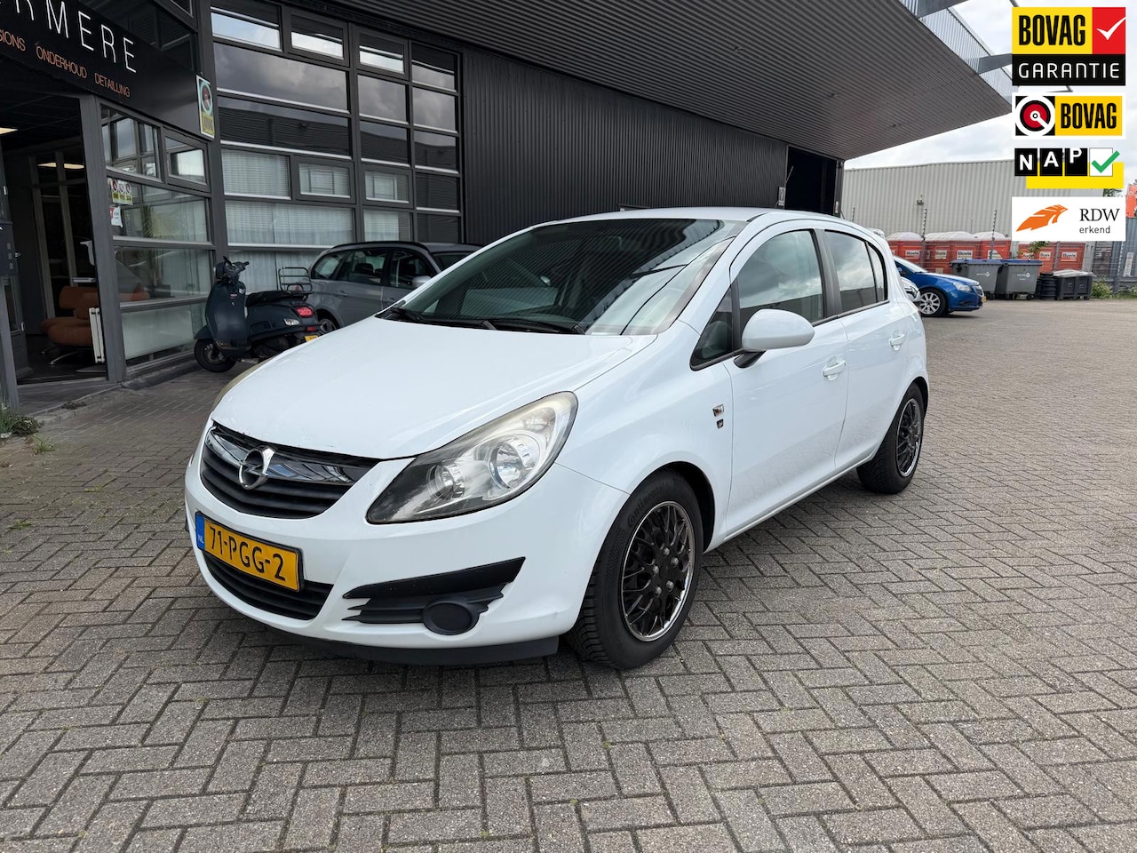Opel Corsa - 1.3 CDTi EcoFlex S/S '111' Edition AIRCO - AutoWereld.nl