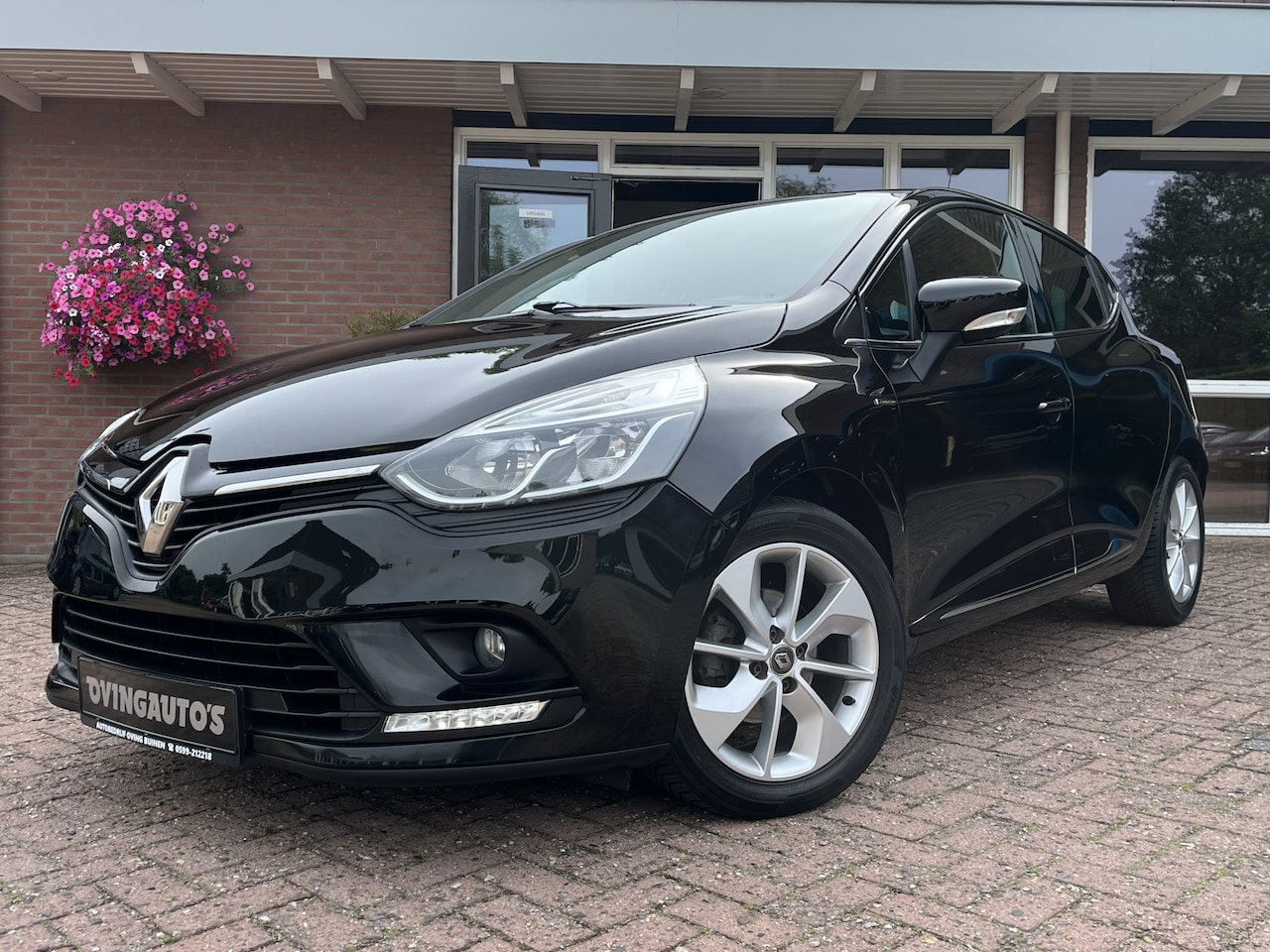 Renault Clio - 0.9 TCe Limited 0.9 TCe Limited - AutoWereld.nl
