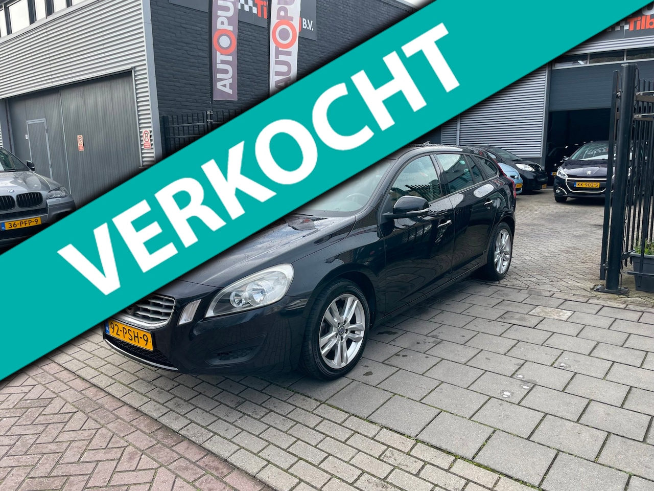 Volvo V60 - 1.6 T3 Kinetic 3e Eig! Trekhaak Airco Navi PDC NAP APK - AutoWereld.nl