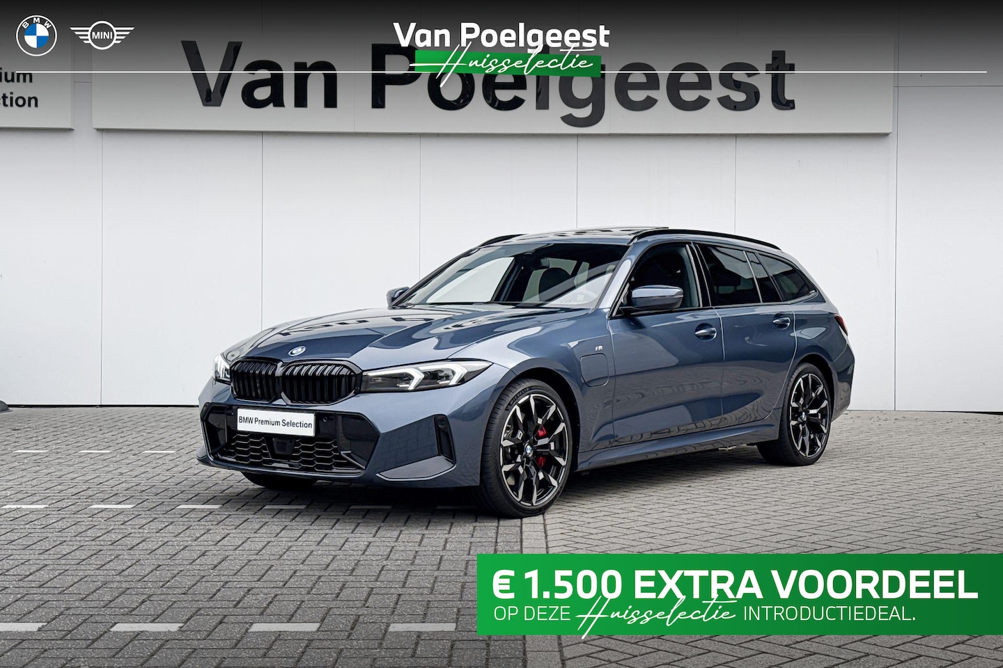 BMW 3-serie Touring - 330e | M Sport | Trekhaak | Panoramadak - AutoWereld.nl