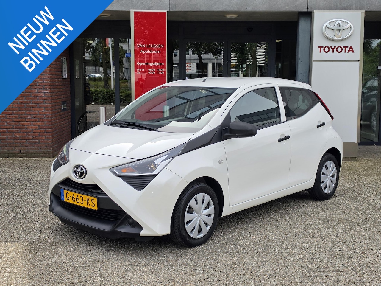 Toyota Aygo - 1.0 VVT-i x-fun AIRCO BLEUTOOTH NL-AUTO - AutoWereld.nl