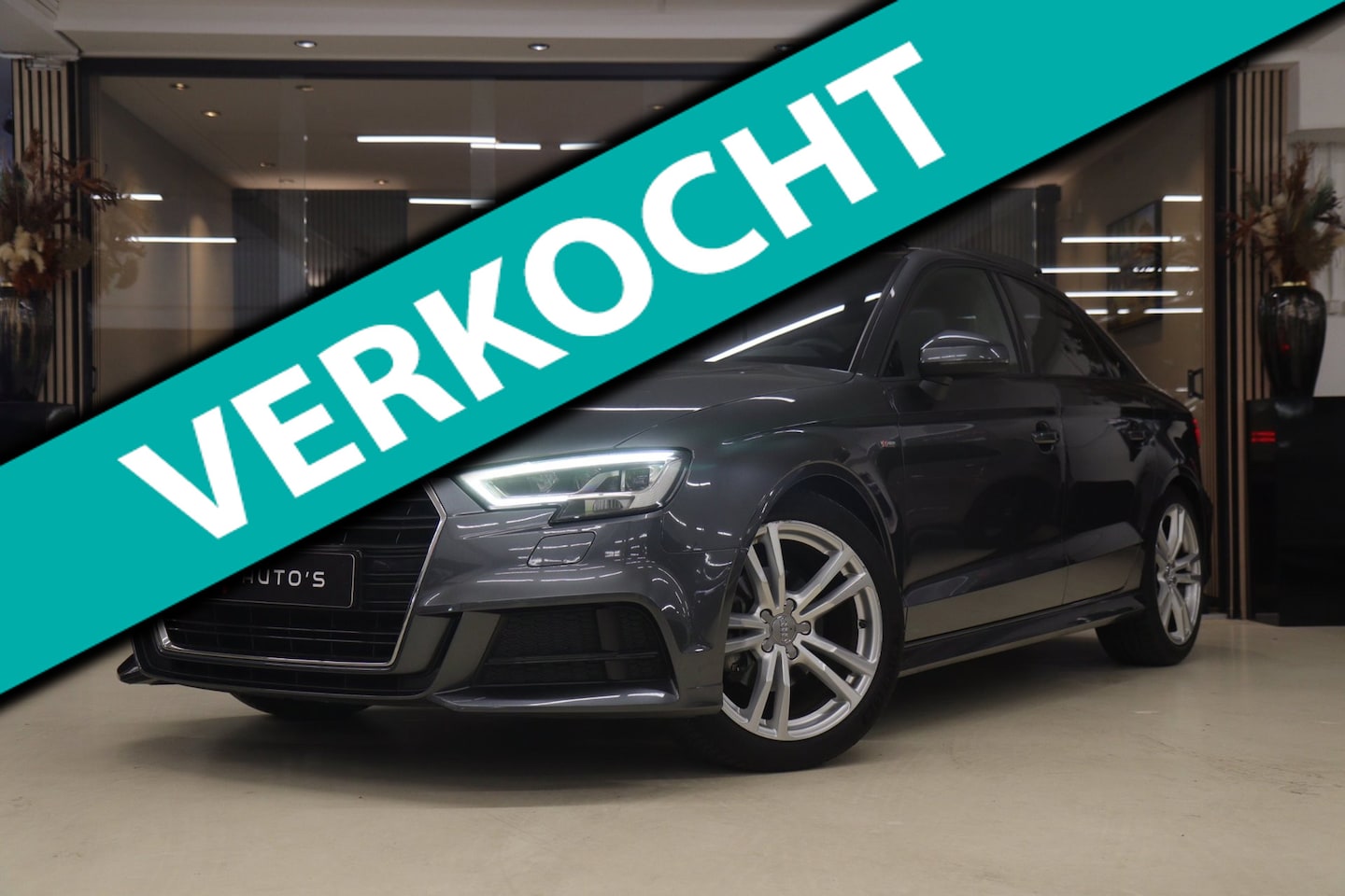 Audi A3 Limousine - 35 TFSI 3X S-LINE PANO/CARPLAY/NAVI/STOELMASSAGE/TREKH/VOL - AutoWereld.nl