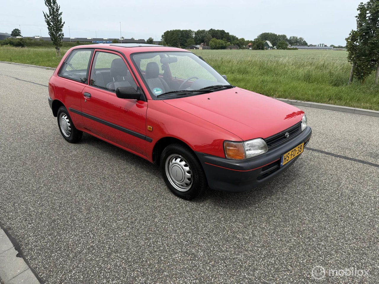 Toyota Starlet - 1.3 XLi 1.3 XLi - AutoWereld.nl