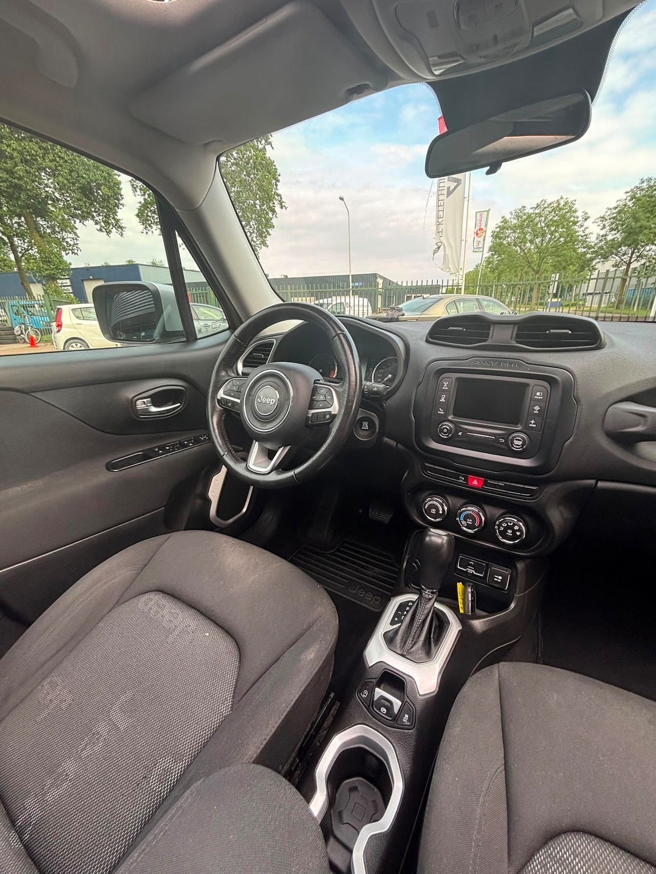 Jeep Renegade - 1.4 MultiAir Freedom 1.4 MultiAir Freedom