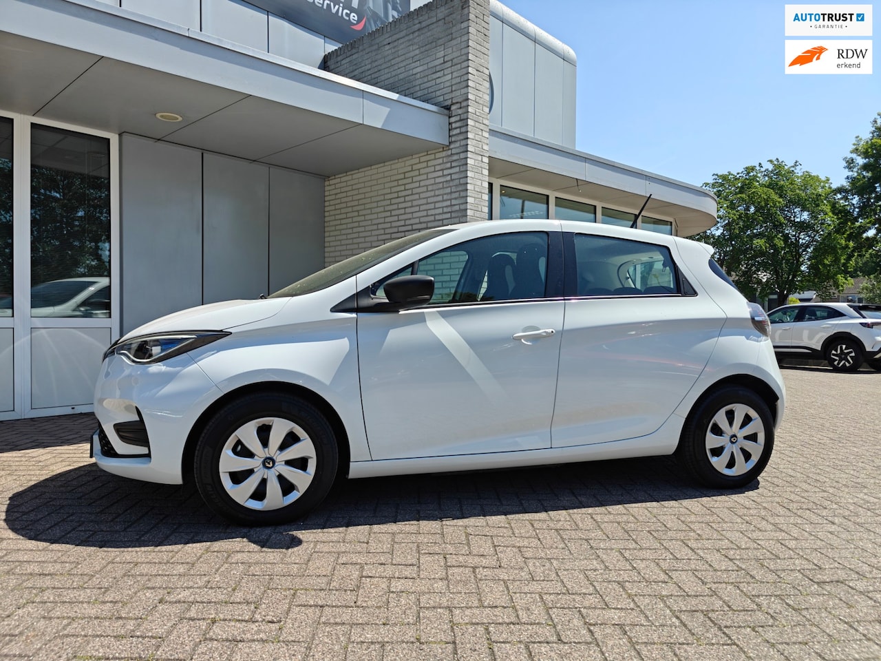 Renault Zoe - R135 Intens Business 52 kWh uitmuntende staat/ SOH 96,7 - AutoWereld.nl