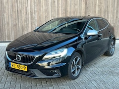 Volvo V40 - 2.0 D3 Business Sport | AUT | LED | PANO | LEDER |