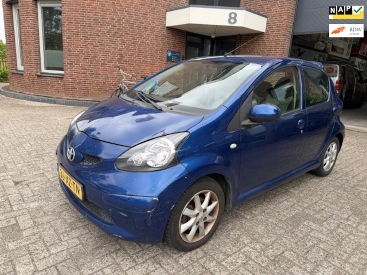 Toyota Aygo - 1.0-12V + / bj.2008 / 1e eigenaar / 5 deurs / airco / APK 02/2027 / NAP met 237376 km./ in - AutoWereld.nl
