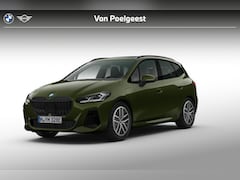 BMW 2-serie Active Tourer - 225e xDrive | M Sportpakket | Premium Pack | Travel Pack | Trekhaak