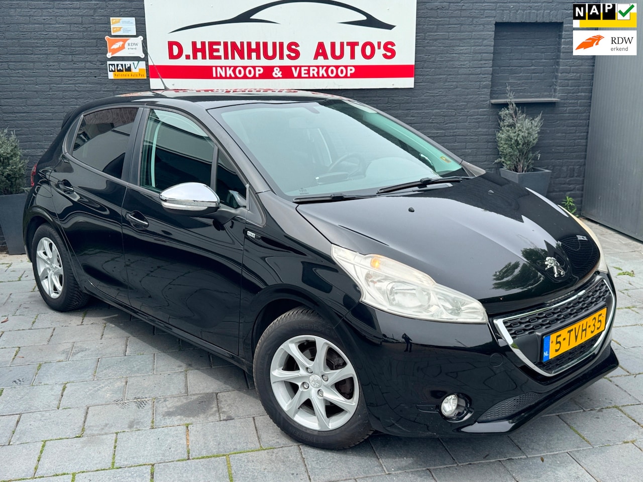 Peugeot 208 - 1.2 e-VTi Style AUTOMAAT - AutoWereld.nl
