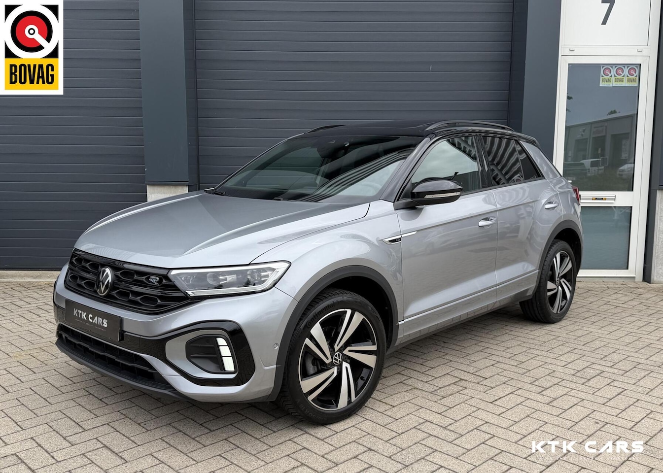 Volkswagen T-Roc - 1.5 TSI R-Line Black Style Virtual|Beats|Pano|Keyless|StoelMassage|Camera|ACC|Line|Elek.Ko - AutoWereld.nl