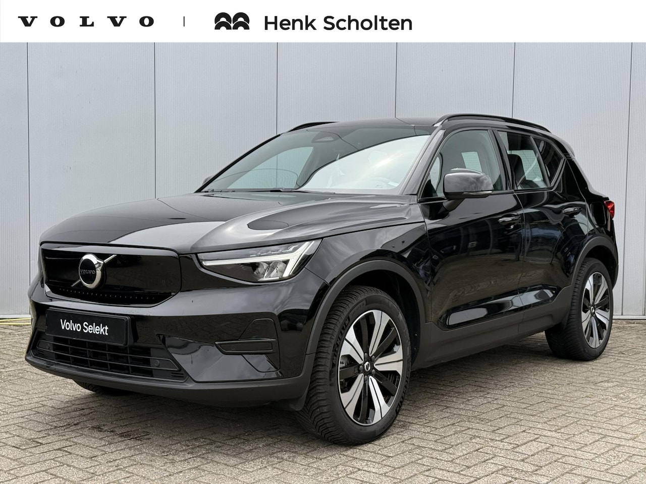 Volvo XC40 - Recharge 231PK 70 kWh Core | Stoel- & Stuurwielverwarming | Trekhaak semi elektrisch inkla - AutoWereld.nl