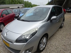 Renault Grand Scénic - 1.4 TCe Celsium airco 17 inch velgen