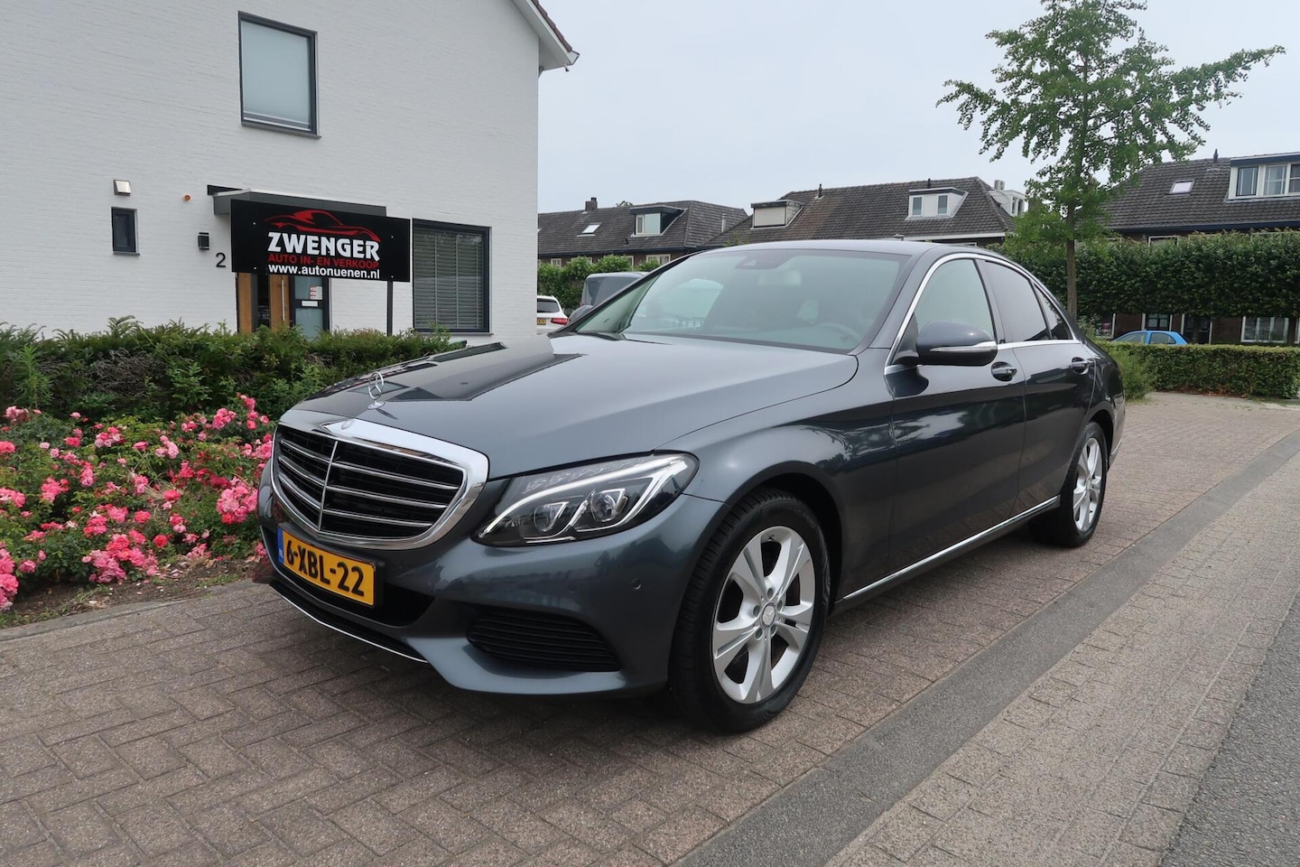 Mercedes-Benz C-klasse - 180 AUT NAVIGATIE|FULL-LED|PDC|BLUETOOTH|CRUISECONTROL|ORIGINEEL NEDERLANDS - AutoWereld.nl