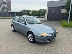 Alfa Romeo 147 - 1.6 T.Spark Veloce Edizione Esclusiva