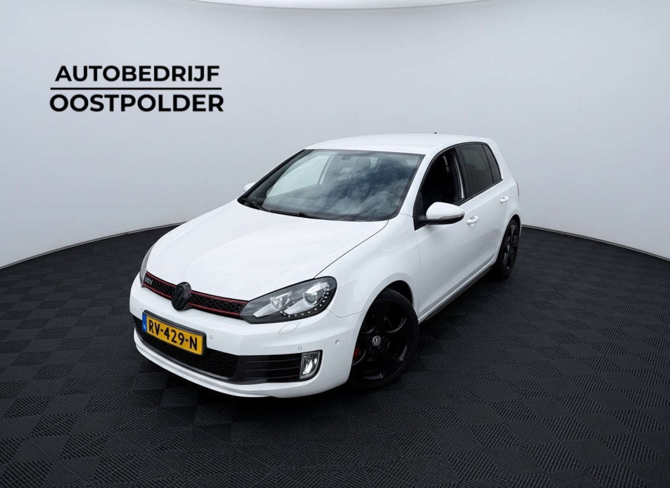 Volkswagen Golf - 2.0 GTI DSG 5 Deurs - AutoWereld.nl