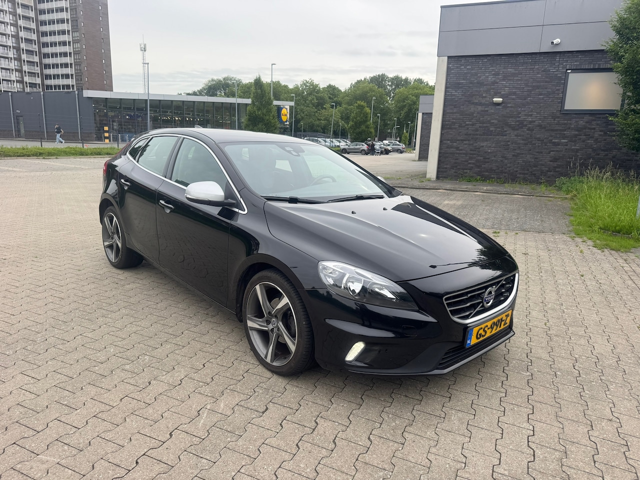 Volvo V40 - 2.0 D2 R-Design Business 2.0 D2 R-Design Business - AutoWereld.nl
