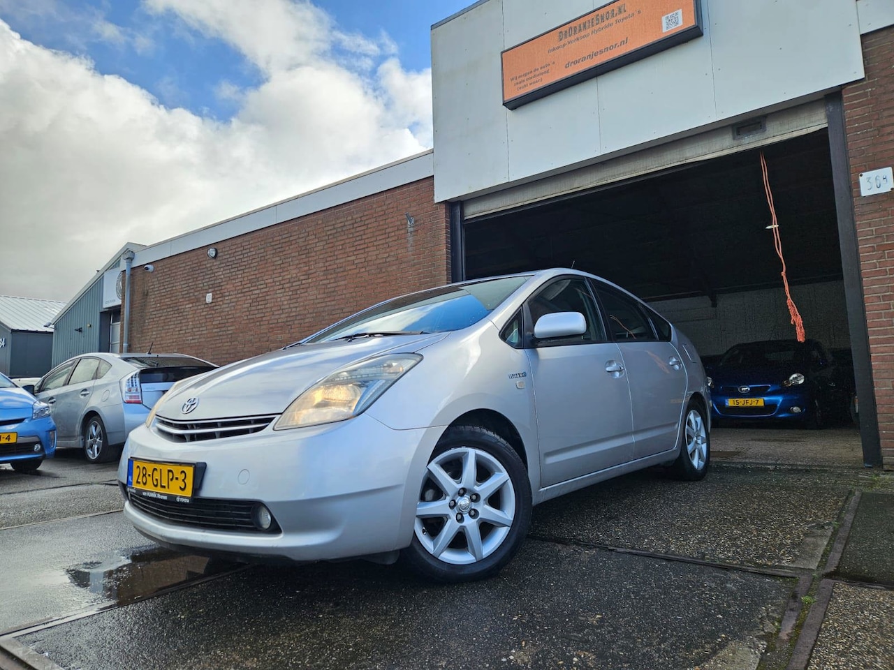 Toyota Prius - 1.5 VVT-i Tech Edition GARANTIE Met Nieuwe APK - AutoWereld.nl
