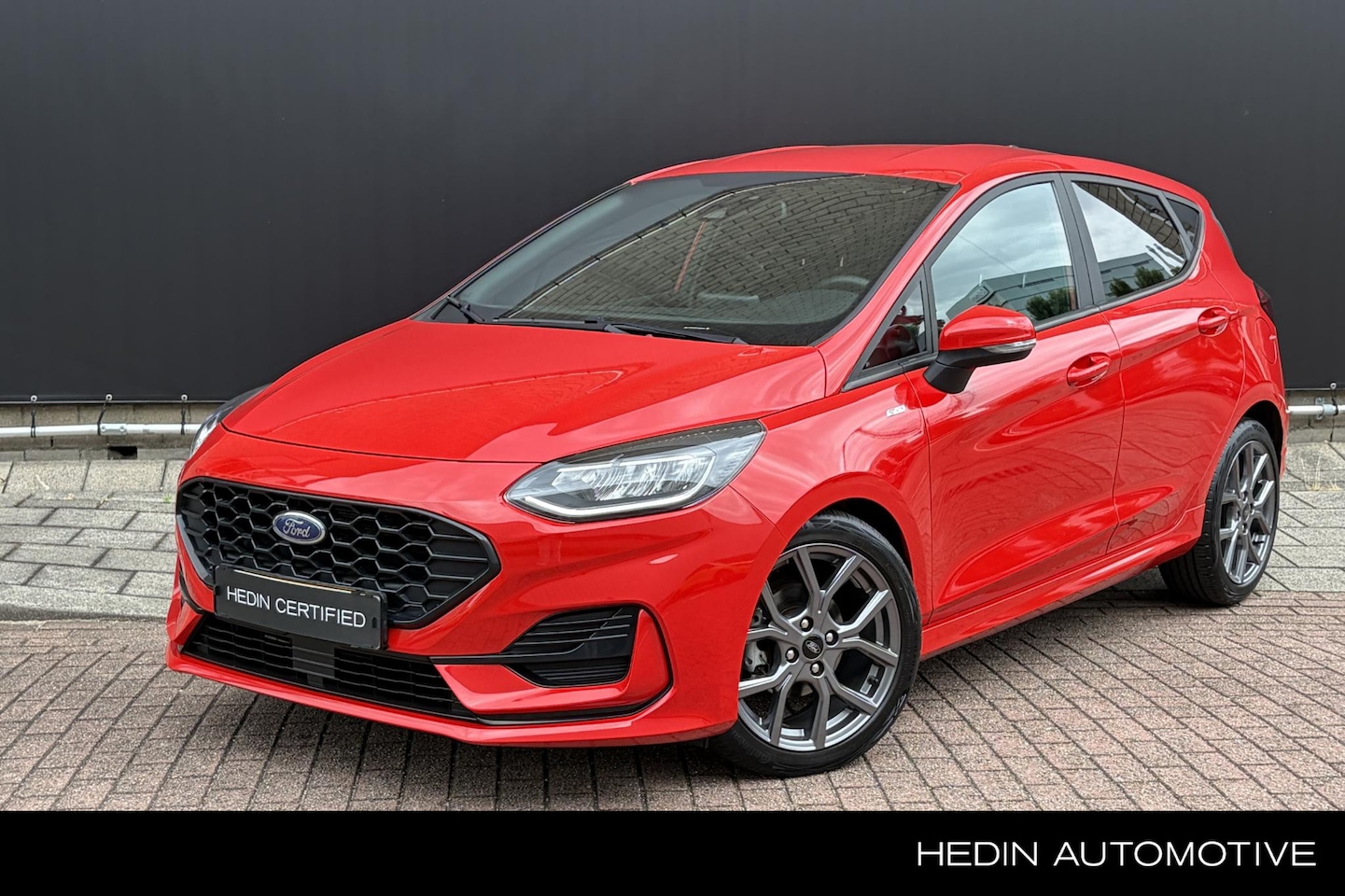 Ford Fiesta - 1.0 EcoBoost Hybrid ST-Line | Parkeersensoren achter | Carplay/Android auto | Rijmodi | 17 - AutoWereld.nl