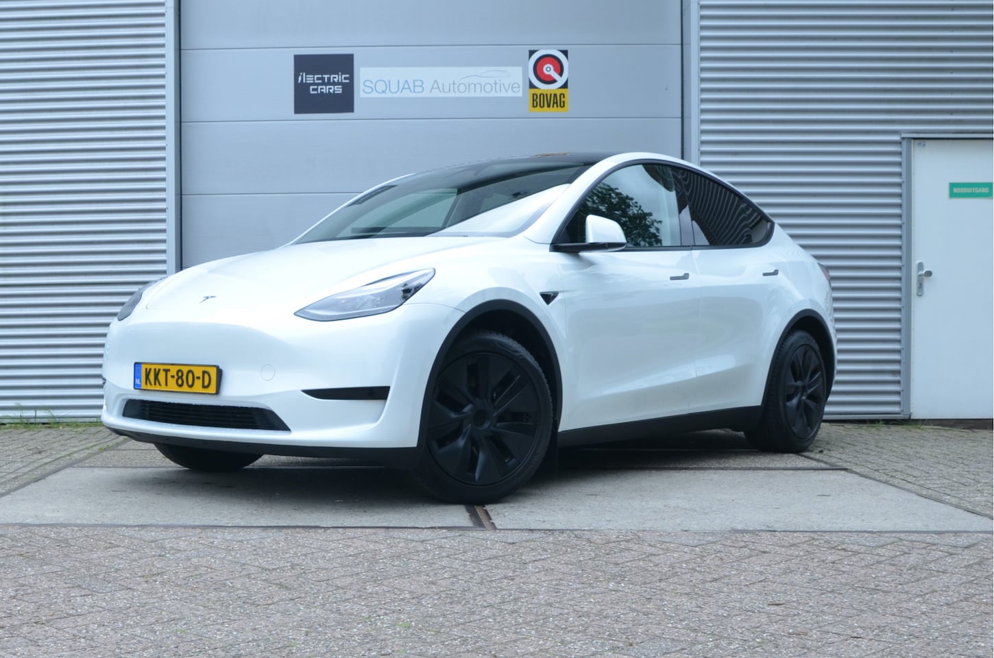 Tesla Model Y - Long Range RWD 75 kWh AutoPilot4.0 Ryzen, FSD 99,- p/mnd, Trekhaak (1.600kg) - AutoWereld.nl