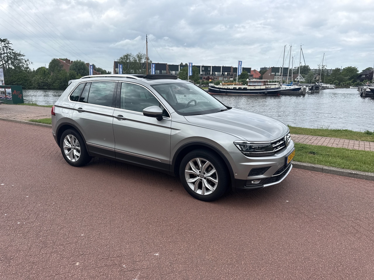 Volkswagen Tiguan - 1.4 TSI ACT Highline Business R 1.4 TSI ACT Highline Business R - AutoWereld.nl