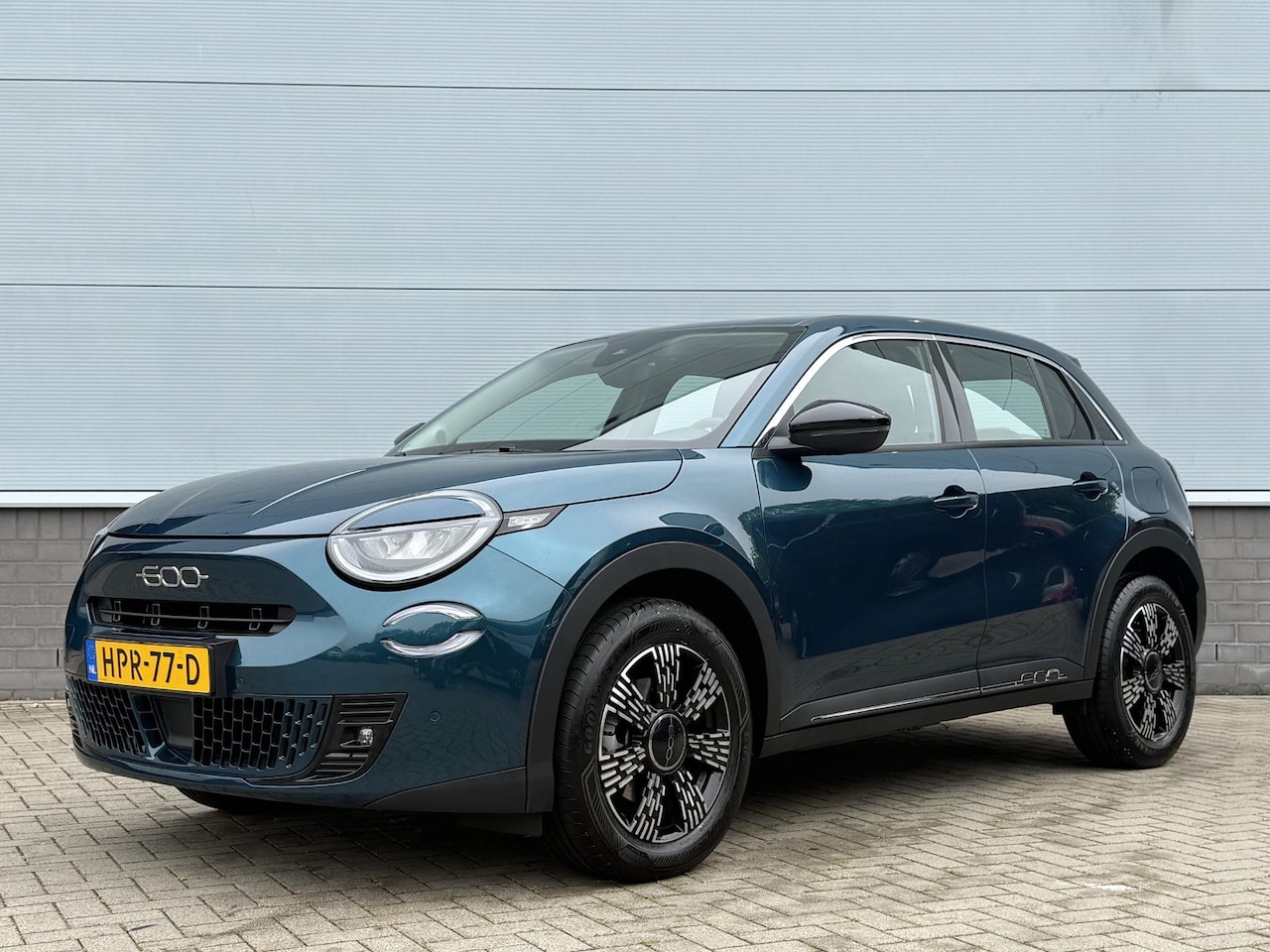 Fiat 600 - 1.2 110 pk Hybrid Automaat Urban - AutoWereld.nl