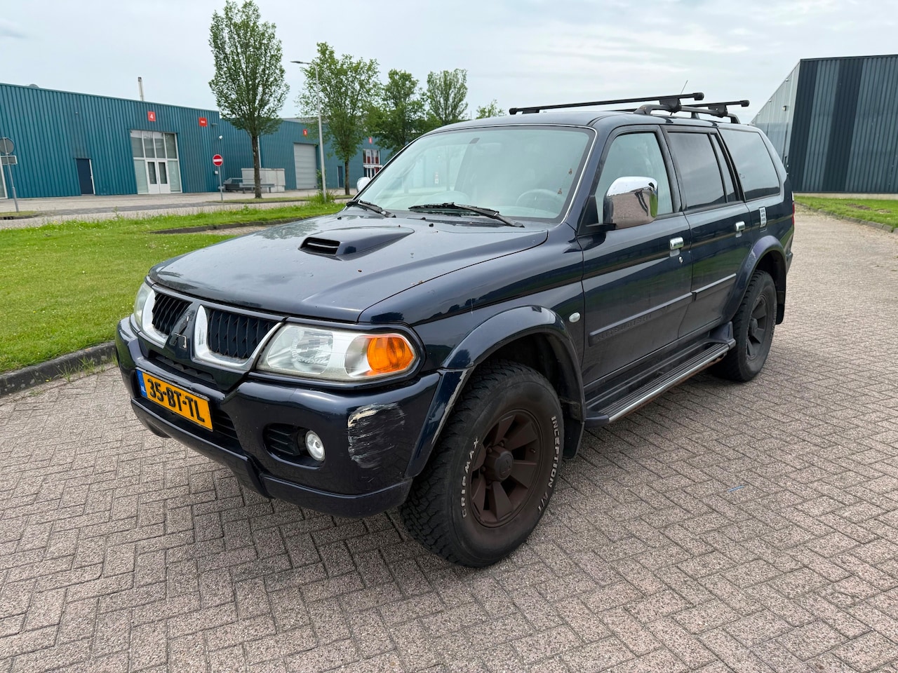 Mitsubishi Pajero Sport - 2.5 TDI Intense Panel Van 2.5 TDI Intense Panel Van - AutoWereld.nl