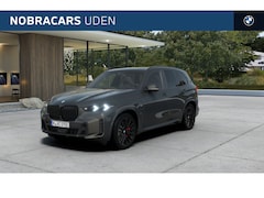 BMW X5 - xDrive50e M Sport Automaat / Panoramadak Sky Lounge / Trekhaak / Bowers & Wilkins / M Mult