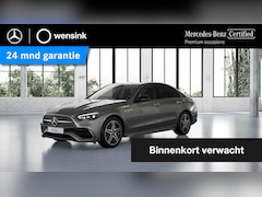 Mercedes-Benz C-klasse - 300 AMG Line | Night | Trekhaak | Stoelverwarming | Digital Light | Achteruitrijcamera |