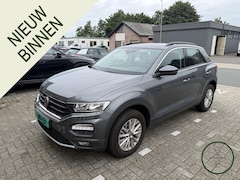 Volkswagen T-Roc - 1.5 TSI Style | Camera | Keyless |