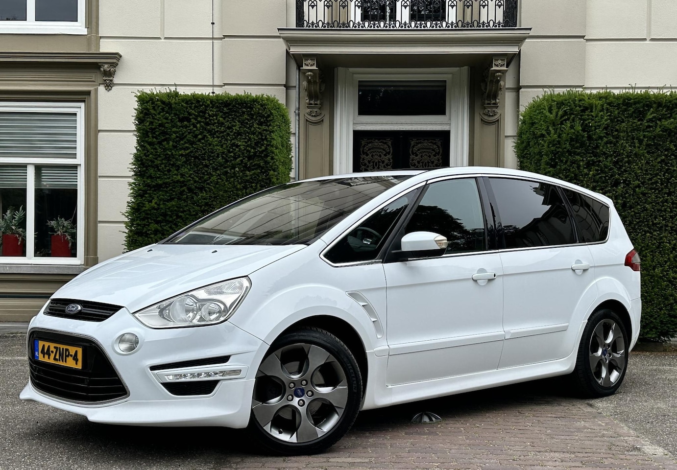 Ford S-Max - 2.0 EcoBoost Titanium 2.0 EcoBoost Titanium - AutoWereld.nl