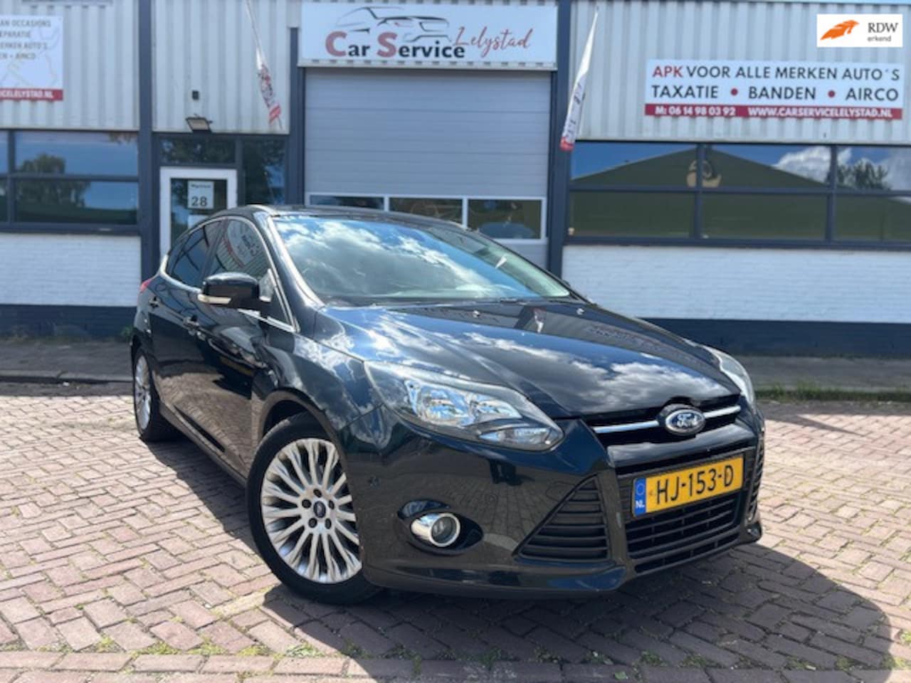 Ford Focus - 1.0 EcoBoost Lease Titanium 1.0 EcoBoost Lease Titanium - AutoWereld.nl