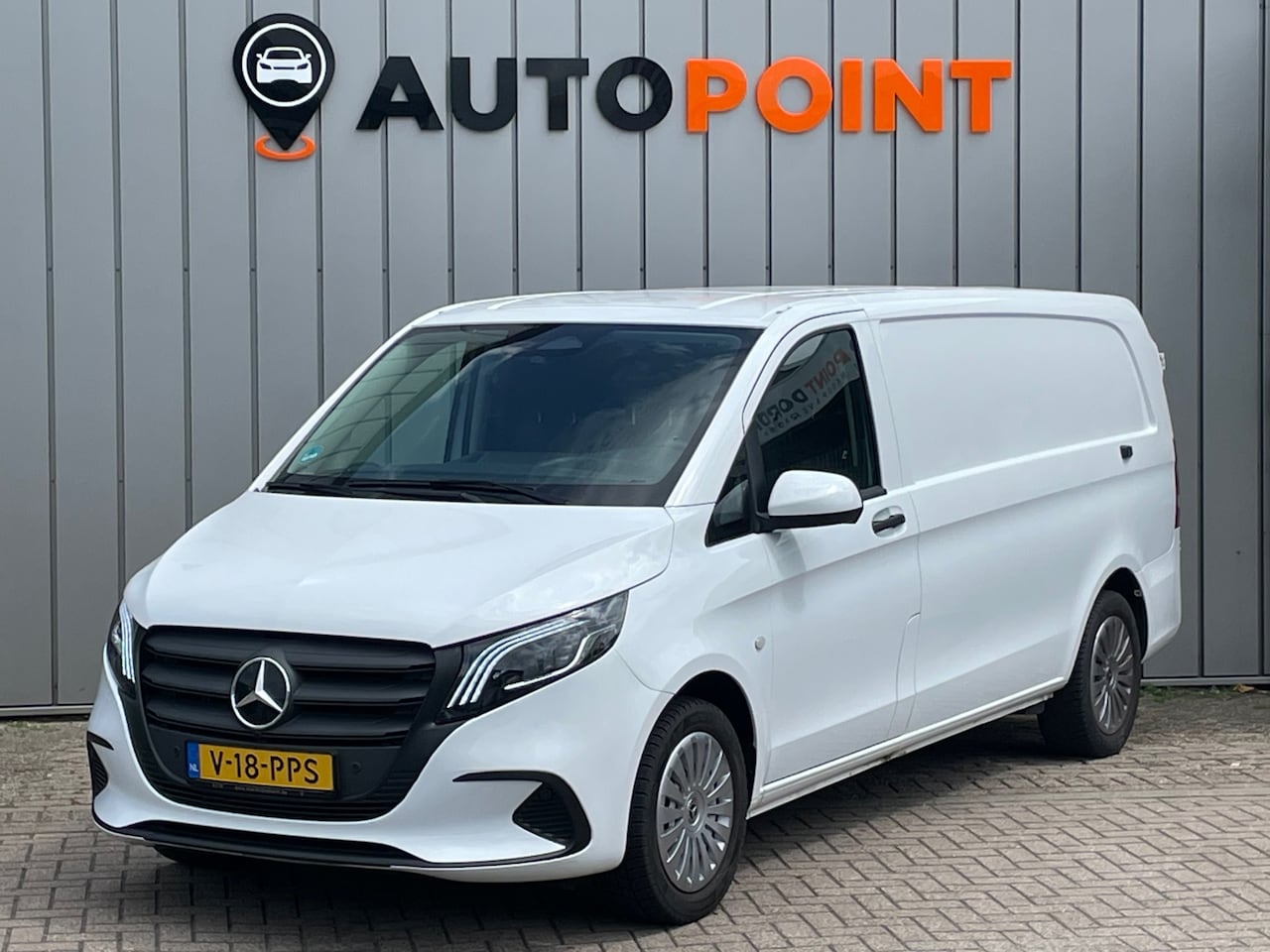 Mercedes-Benz Vito - 116 CDI L3 Pro+ Automaat|TREKHAAK|CAMERA|STOELVRM|BLINDSPOT|NAVI|CRUISE|LED|VERKEERS.HERK| - AutoWereld.nl