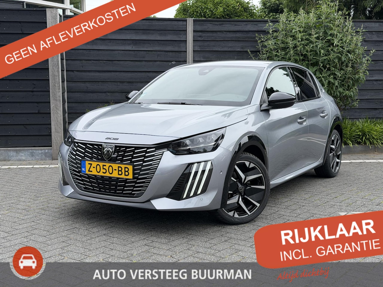 Peugeot 208 - GT 1.2 PureTech 100PK Navigatie, Camera Voor & Achter, Keyless, Parkeersensoren, Apple Car - AutoWereld.nl